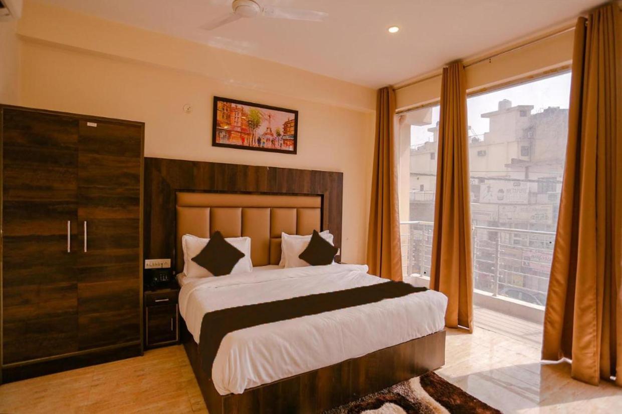 Hotel Swan Suite Near Delhi Airport 新德里 外观 照片