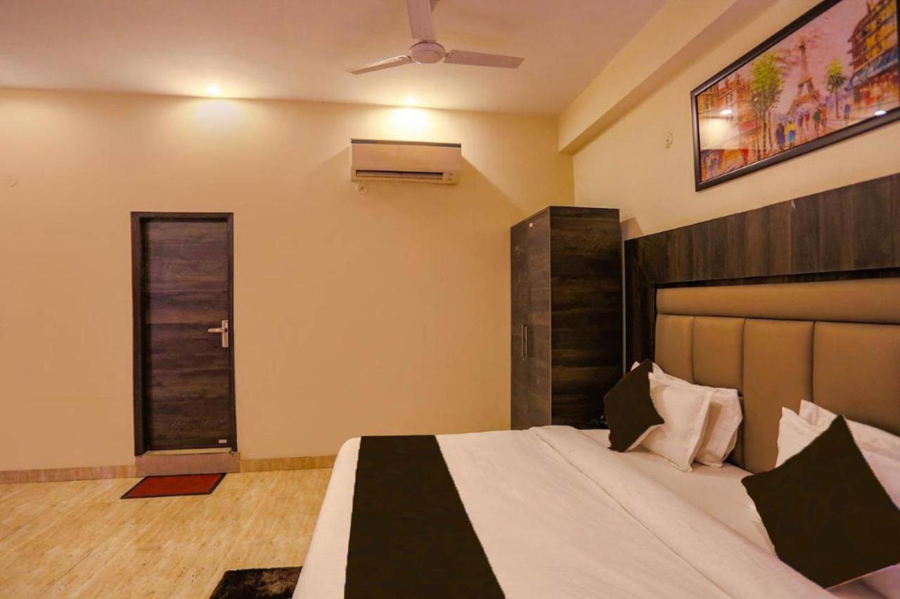 Hotel Swan Suite Near Delhi Airport 新德里 外观 照片