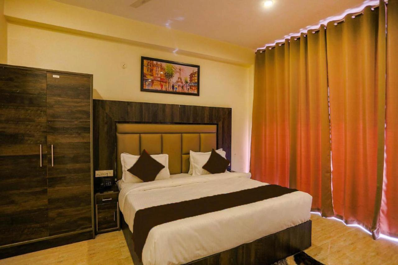 Hotel Swan Suite Near Delhi Airport 新德里 外观 照片