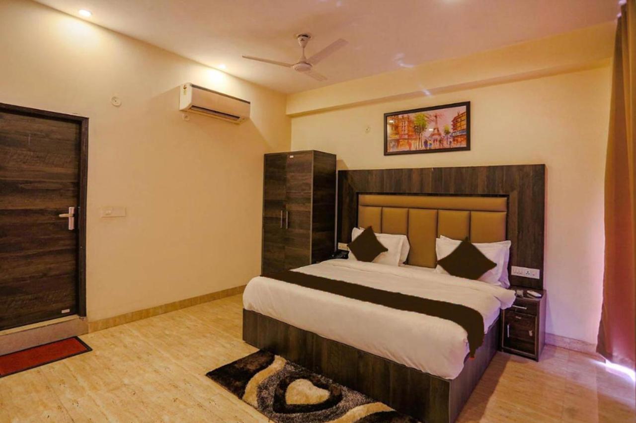 Hotel Swan Suite Near Delhi Airport 新德里 外观 照片