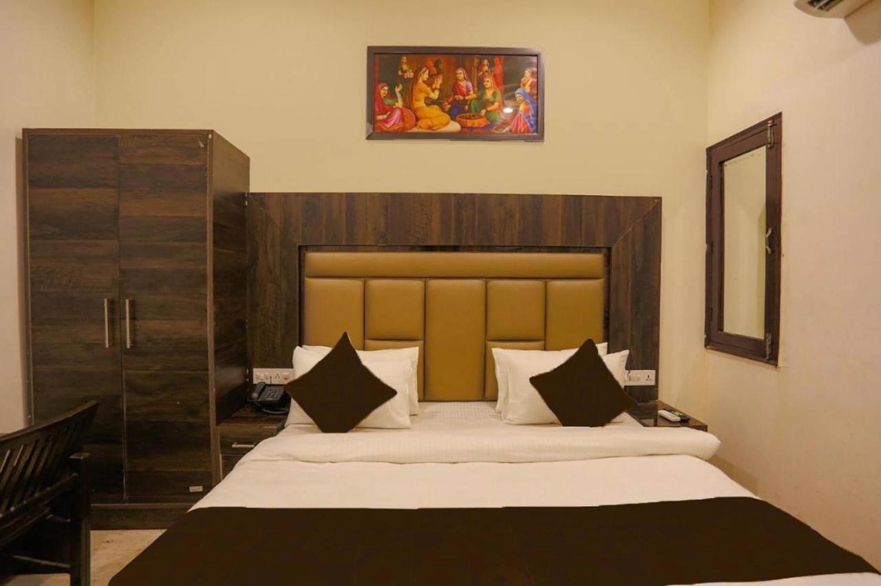Hotel Swan Suite Near Delhi Airport 新德里 外观 照片