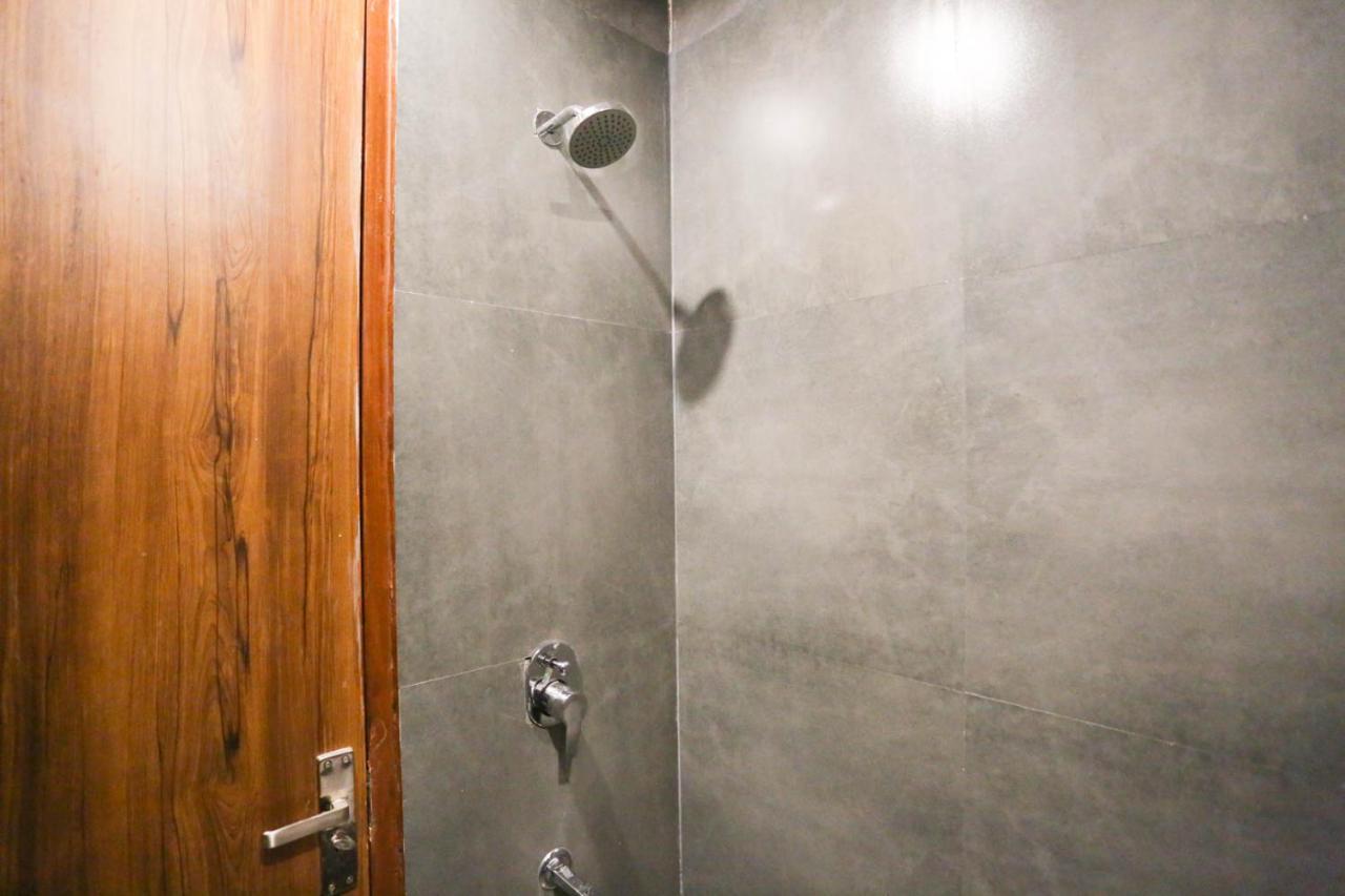 Hotel Swan Suite Near Delhi Airport 新德里 外观 照片